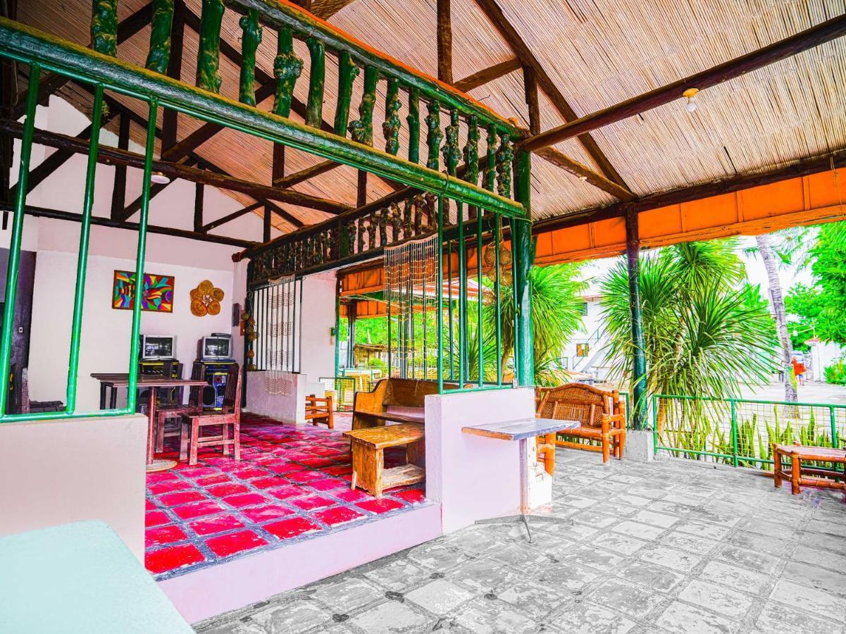 Oyo 875 Madhavi Beach Resort Balibago Екстер'єр фото